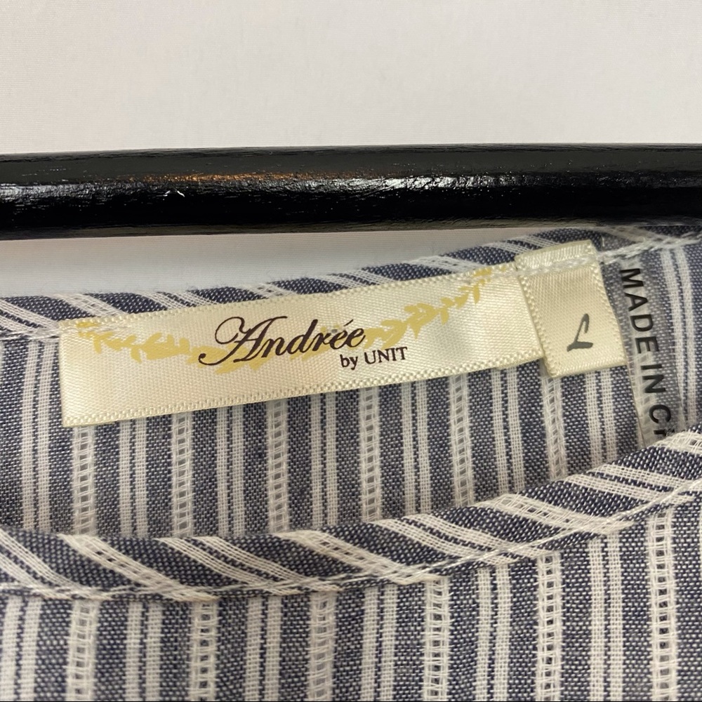 $10 CLOSET SALE❗️Andre by Unit Tie Waist Dress - Picture 3 of 5